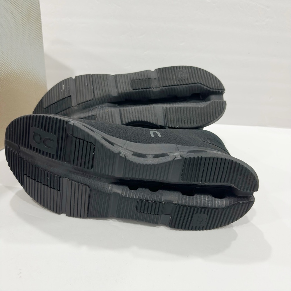 On Running Cloudnova 2 Men’s Shoes - Picture 7 of 10